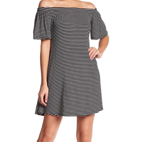 Abound Dresses & Skirts - Abound Black & White Stripe Dress